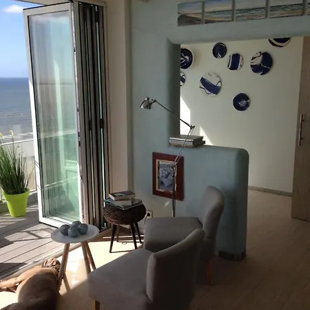 Luxe Beach Apartment