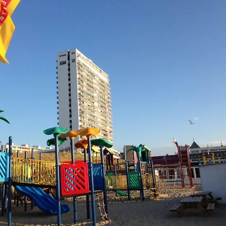 Luxe Beach Apartment Zandvoort